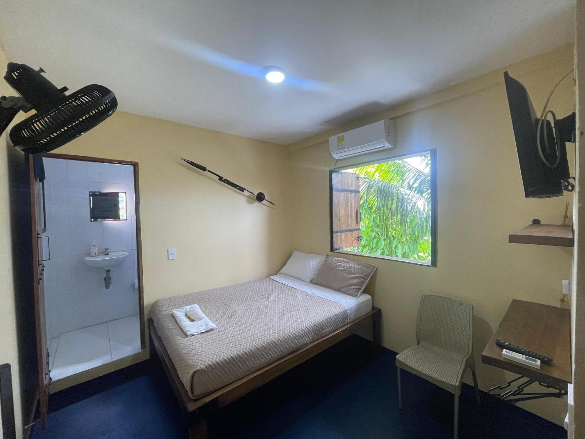 Hotel Gavas Amazonas Leticia Habitación foto