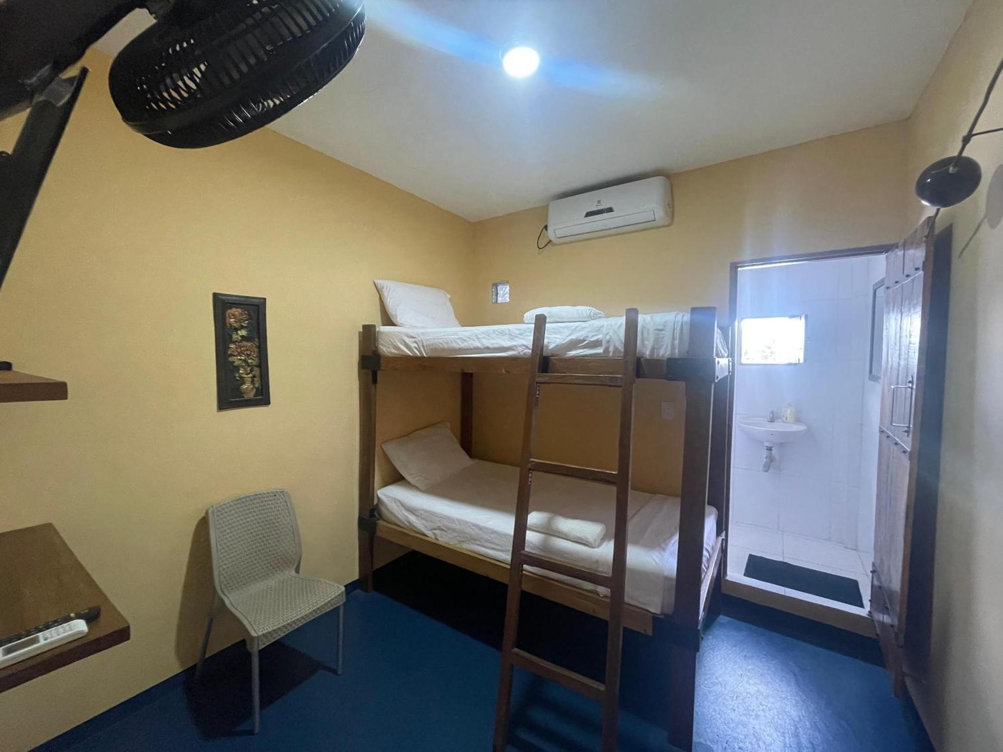 Hotel Gavas Amazonas Leticia Habitación foto