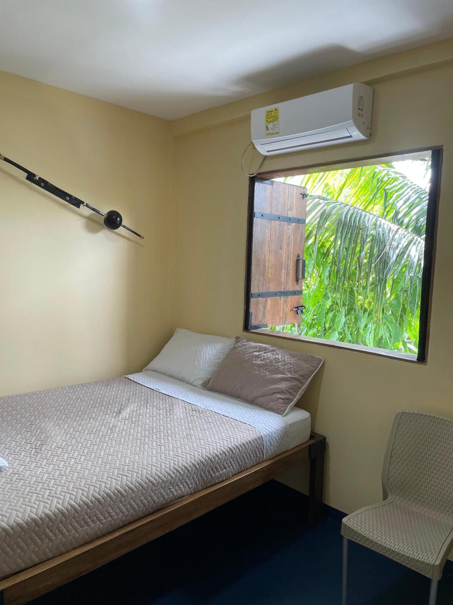 Hotel Gavas Amazonas Leticia Habitación foto